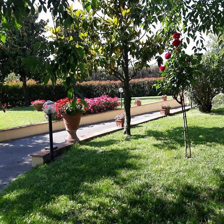Villa Monica Пистойя Экстерьер фото